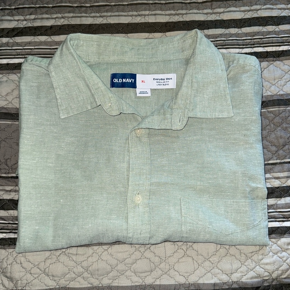 OLD NAVY MEN’S EVERYDAY SHIRT REGULAR FIT PASTEL GREEN BUTTON DOWN SHORT SLEEVE
